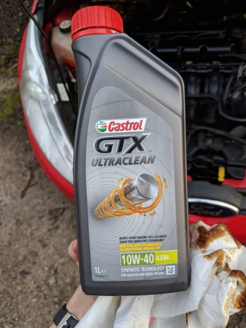 Can I mix two different brands of car oil
