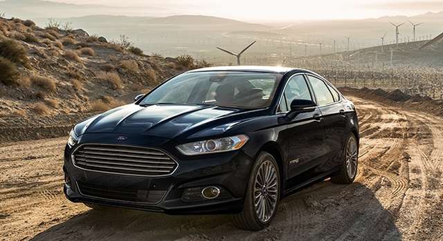 Should I get a white or black Ford Fusion 2016 - 1
