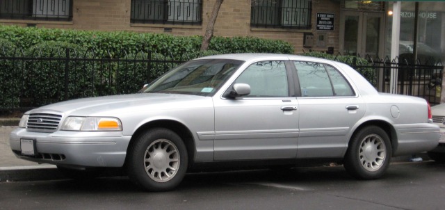 What could be wrong with my 2000 Ford Crown Victoria - 1