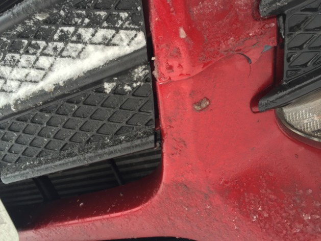 How much will it cost to repair the crack on bumper - 1