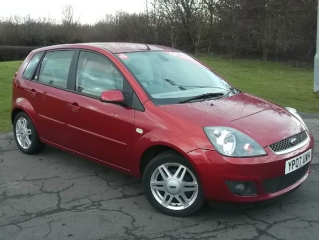 2007 Ford Fiesta Ghia, Aux cable